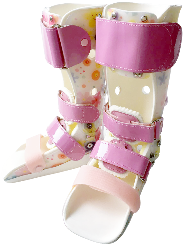 未就学児の女の子の矯正靴